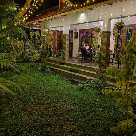 Marari Sophy Villa มาราริคุลาม ภายนอก รูปภาพ